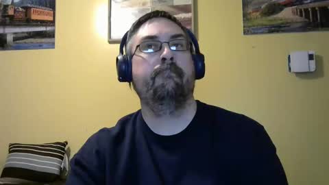 Snapshot of mmr45 chatting on November 3, 4:14 am mmr45 online show from November 3, 4:14 am