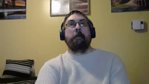 Snapshot of mmr45 chatting on December 3, 5:26 am mmr45 online show from December 3, 5:26 am