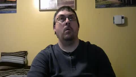 Snapshot of mmr45 chatting on December 16, 5:12 am mmr45 online show from December 16, 5:12 am