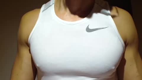 Snapshot of mmuscularman chatting on September 30, 7:35 am mmuscularman online show from September 30, 7:35 am