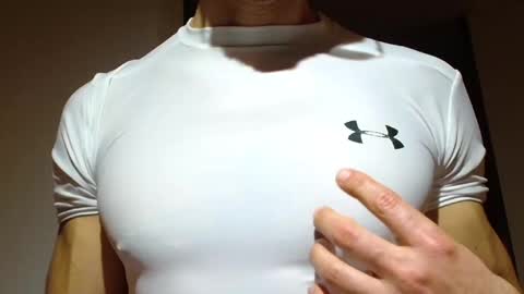 Snapshot of mmuscularman chatting on October 2, 6:42 am mmuscularman online show from October 2, 6:42 am