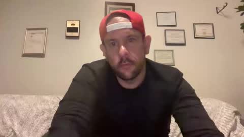 Snapshot of mnbttmguylking chatting on October 4, 5:05 am TightHoleMPLS online show from October 4, 5:05 am