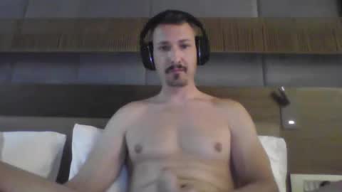 Snapshot of moaningalld chatting on September 12, 6:24 am moaningalld online show from September 12, 6:24 am