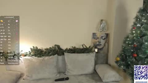 CandyStacy online show from December 22, 2:25 pm