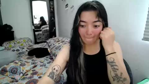 Sam online show from November 24, 1:33 pm