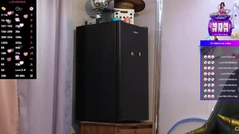 MOCHA   JAMES THE NPC  online show from November 16, 6:08 am