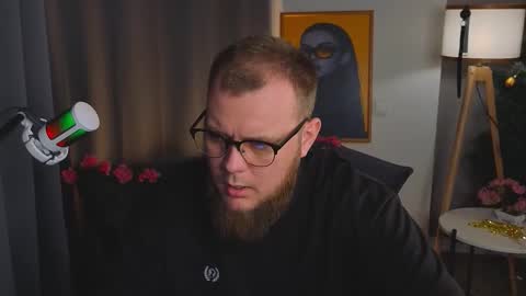 model134 online show from February 28, 11:17 pm