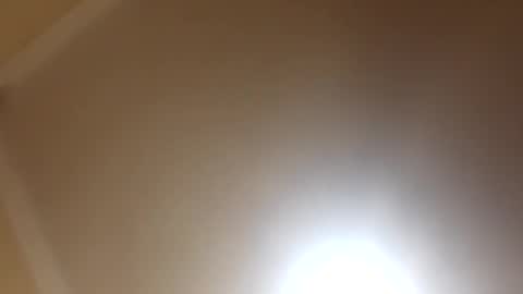 Snapshot of modelo_web18 chatting on December 17, 5:29 am camilo online show from December 17, 5:29 am