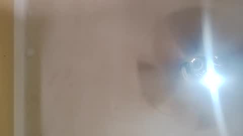 Snapshot of modelo_web18 chatting on February 18, 2:57 pm camilo online show from February 18, 2:57 pm