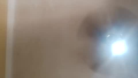 Snapshot of modelo_web18 chatting on March 4, 11:38 am camilo online show from March 4, 11:38 am