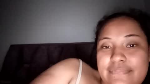 Sarah online show from April 12, 10:15 pm