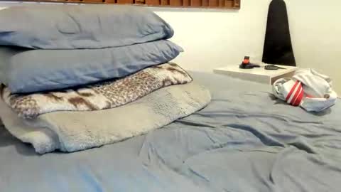 DigBreed online show from April 9, 11:54 pm