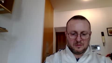 Snapshot of modesto1969 chatting on January 10, 10:39 am modesto1969 online show from January 10, 10:39 am