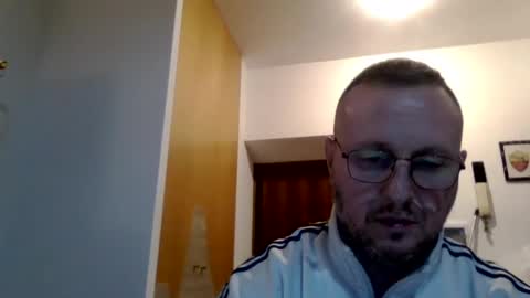 Snapshot of modesto1969 chatting on February 26, 9:16 pm modesto1969 online show from February 26, 9:16 pm