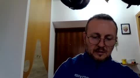 Snapshot of modesto1969 chatting on November 18, 10:20 am modesto1969 online show from November 18, 10:20 am