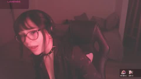 Snapshot of modjo_ chatting on December 23, 4:55 am Modjo online show from December 23, 4:55 am