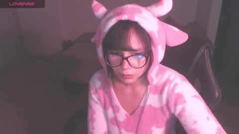 Snapshot of modjo_ chatting on October 7, 5:15 am Modjo online show from October 7, 5:15 am