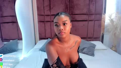Snapshot of moesha_rey chatting on December 17, 8:37 pm Moesha online show from December 17, 8:37 pm