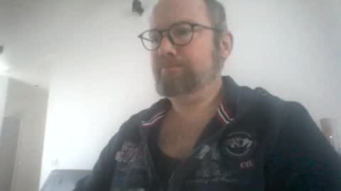 Snapshot of mofu781s chatting on December 4, 7:28 am mofu781s online show from December 4, 7:28 am