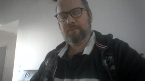 Snapshot of mofu781s chatting on December 9, 7:50 am mofu781s online show from December 9, 7:50 am