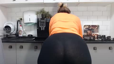 erika online show from January 14, 3:04 pm