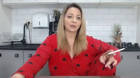 erika online show from February 16, 8:54 am