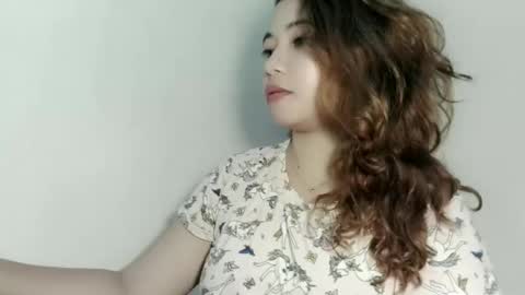 Snapshot of moleschaxxx chatting on October 22, 4:40 pm Jane online show from October 22, 4:40 pm