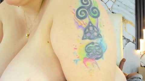 Snapshot of molliebue1 chatting on March 8, 3:13 pm Hey Guys Im Mollie online show from March 8, 3:13 pm