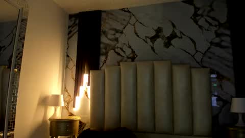 Snapshot of molliebue1 chatting on November 22, 12:15 pm Hey Guys Im Mollie online show from November 22, 12:15 pm