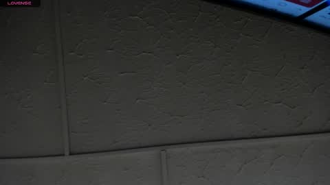 Snapshot of molliebue1 chatting on November 24, 11:54 am Hey Guys Im Mollie online show from November 24, 11:54 am