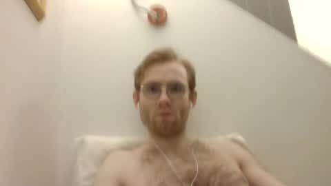 Snapshot of molliter chatting on December 12, 12:05 am molliter online show from December 12, 12:05 am