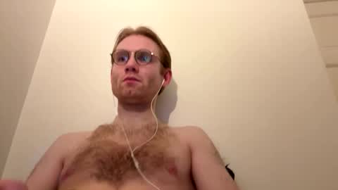 Snapshot of molliter chatting on October 19, 10:32 pm molliter online show from October 19, 10:32 pm