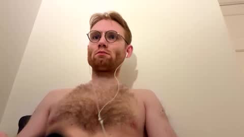 Snapshot of molliter chatting on November 4, 12:32 am molliter online show from November 4, 12:32 am