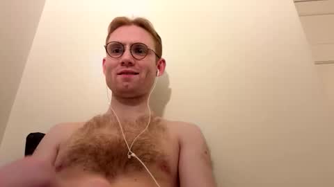 Snapshot of molliter chatting on November 6, 1:28 am molliter online show from November 6, 1:28 am