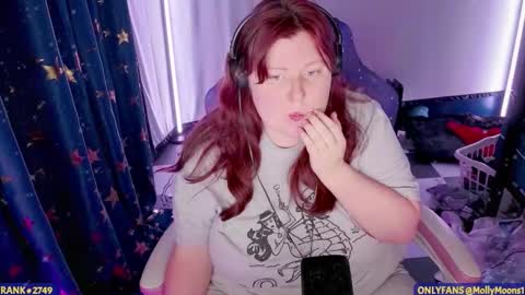 molly_moons online show from January 9, 3:53 am