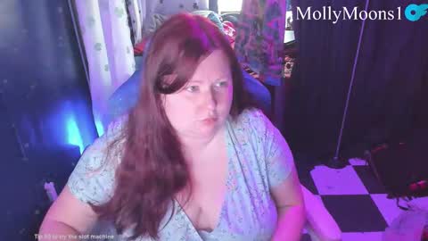 molly_moons online show from April 4, 3:31 pm