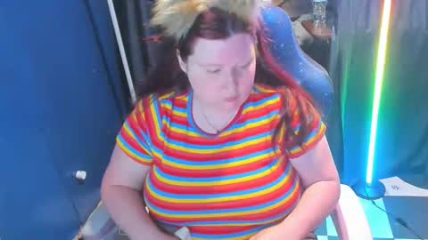 molly_moons online show from April 16, 10:56 pm