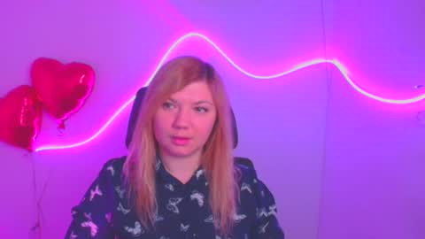 Snapshot of molly_moree chatting on February 27, 6:40 am Molly online show from February 27, 6:40 am