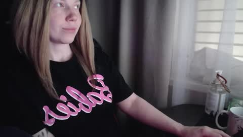 I have new photos come and see with love Molly online show from September 13, 11:10 am