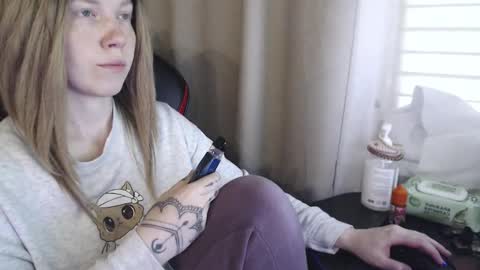 I have new photos come and see with love Molly online show from October 12, 11:31 am