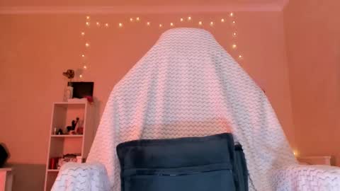 Molly online show from October 25, 3:58 am