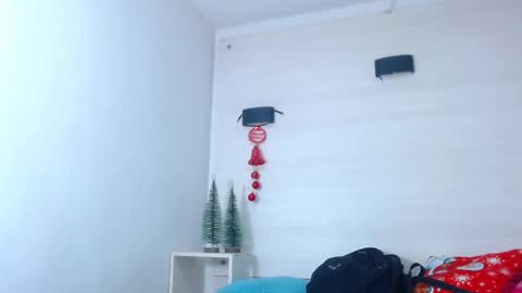 Molly Spears online show from December 28, 11:41 am