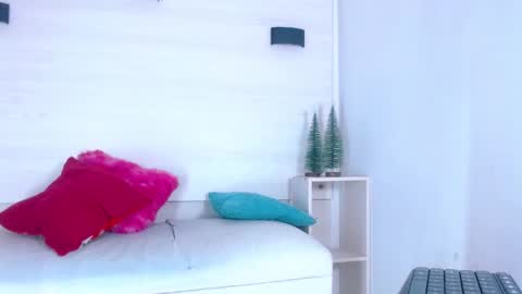 Molly Spears online show from January 10, 11:43 am