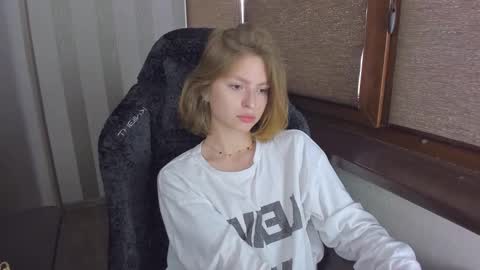 Snapshot of mollydangerous chatting on September 12, 11:43 am Taisha online show from September 12, 11:43 am