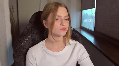 Snapshot of mollydangerous chatting on November 27, 11:01 am Taisha online show from November 27, 11:01 am