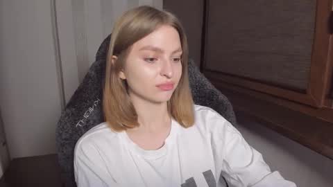 Snapshot of mollydangerous chatting on December 17, 3:34 am Taisha online show from December 17, 3:34 am