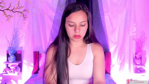 New girl Emily Valentina  Michelle online show from January 31, 9:37 pm