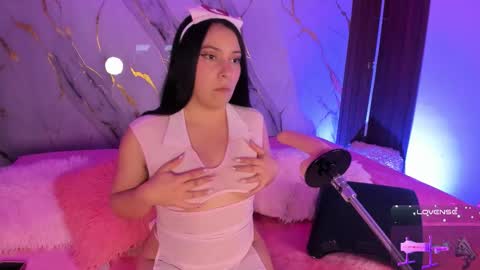 New girl Emily Valentina  Michelle online show from November 19, 2:50 pm