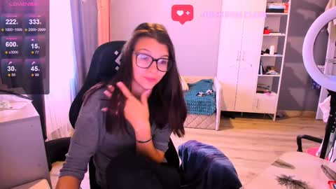  KIRA  online show from September 10, 2:33 am