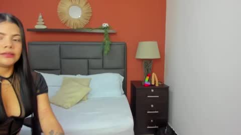 Snapshot of mollylove_ chatting on September 30, 11:48 am mollylove_ online show from September 30, 11:48 am